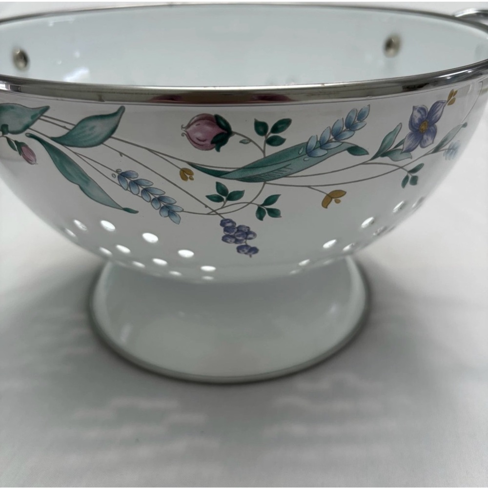 NIB Pfaltzgraff April Flowers Enamel Colander Strainer
